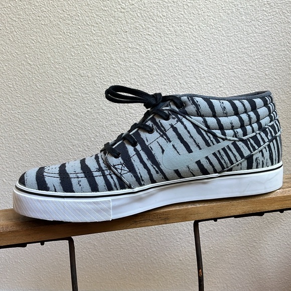 Stefan Janoski Gray Tiger Stripe, Mid Premium, Men's 10 - Picture 7 of 13